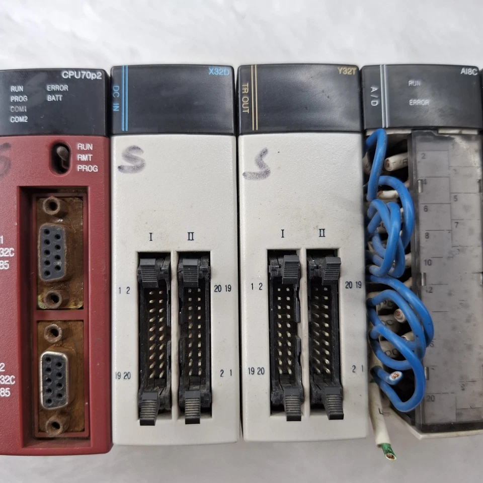 LT LX70 SERIES PLC SET LX70, CPU70p2, X32D, Y32T, AI8C, AI4C, AO2C,BASE06